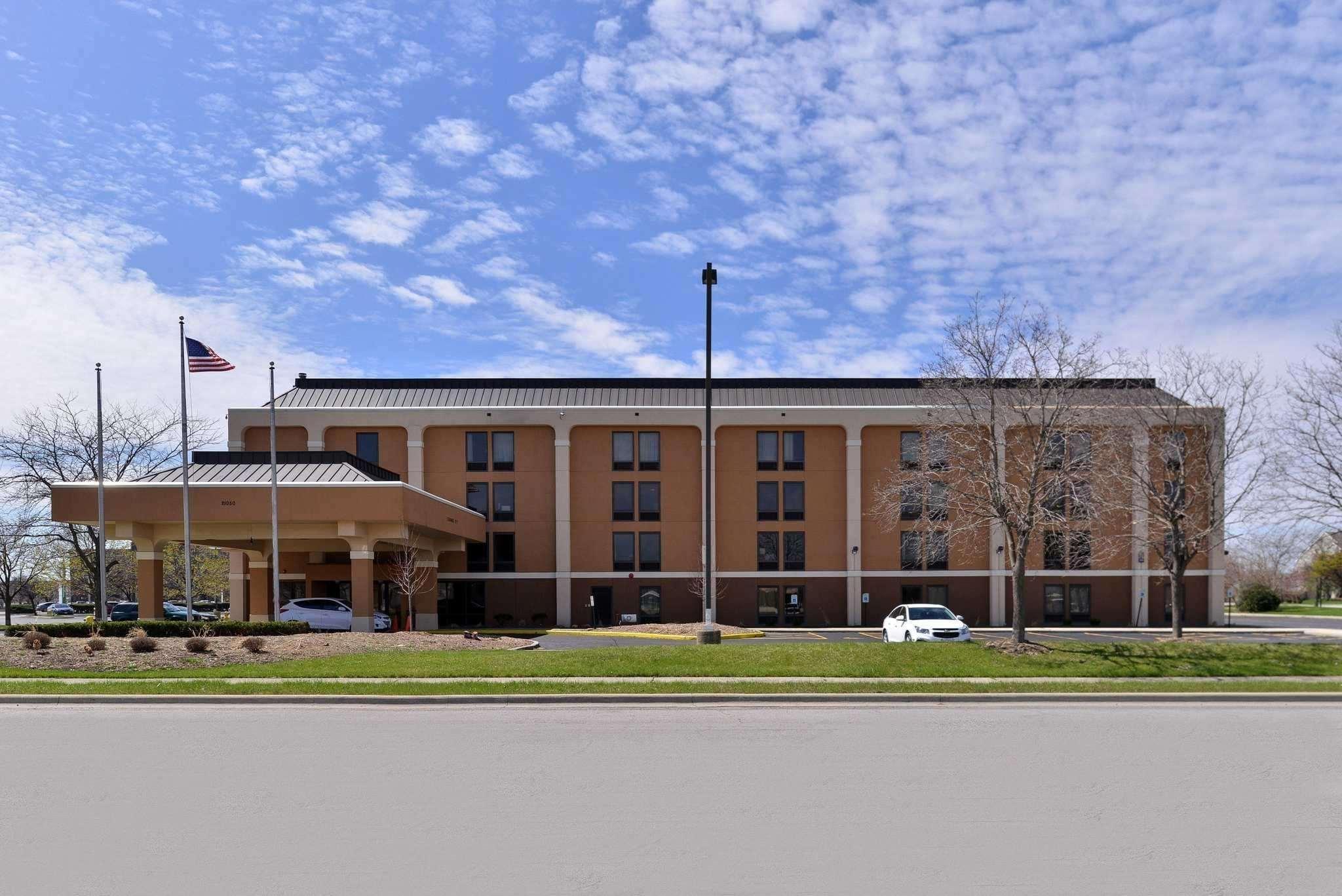 Quality Inn & Suites Matteson Near I-57 Exterior foto